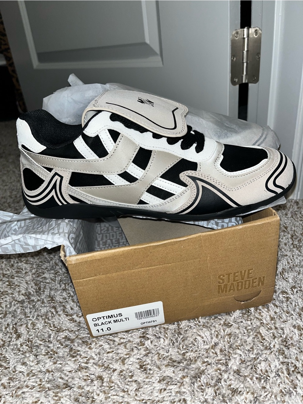 Steve Madden Optimus Women Black and Beige Athletic Sneakers
